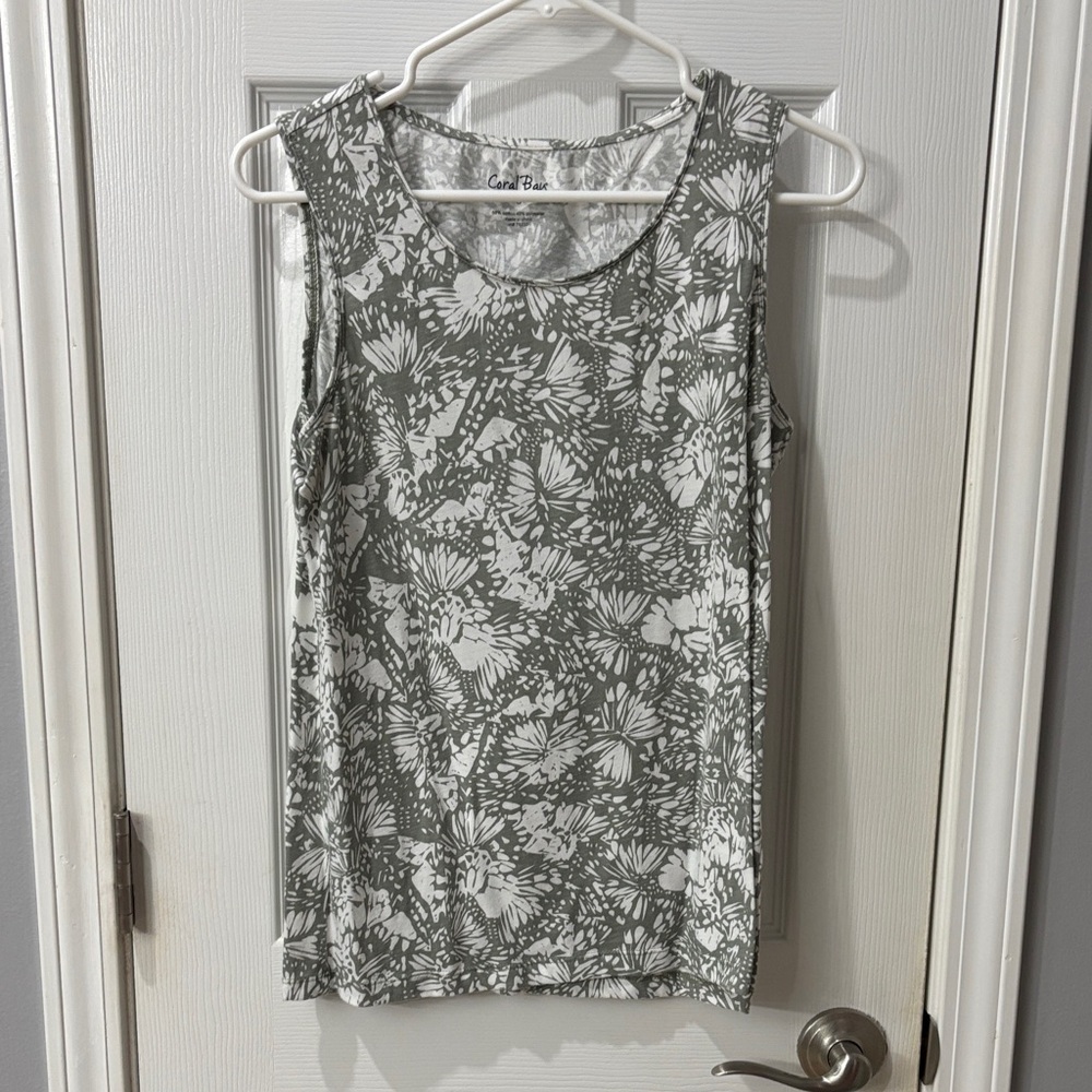 Coral Bay Floral Tank Top - Olive and White